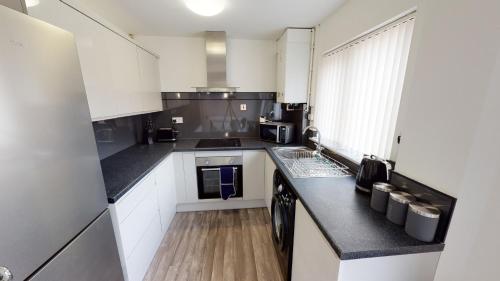 Marina House Accommodation image 3 Marina House image three