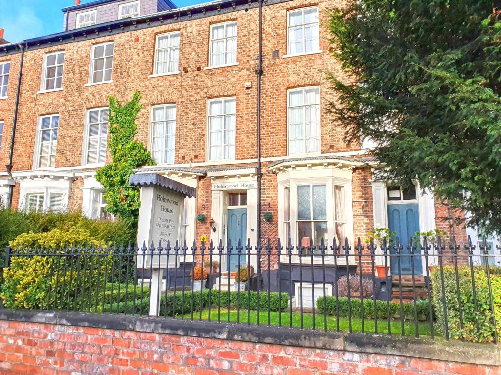 Holmwood House Guest Accommodation Accommodation image 1 Holmwood House Guest Accommodation image one