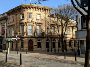 Apartments in Doncaster - Prices & Bookings Page image 3 Picture of Mansion Court