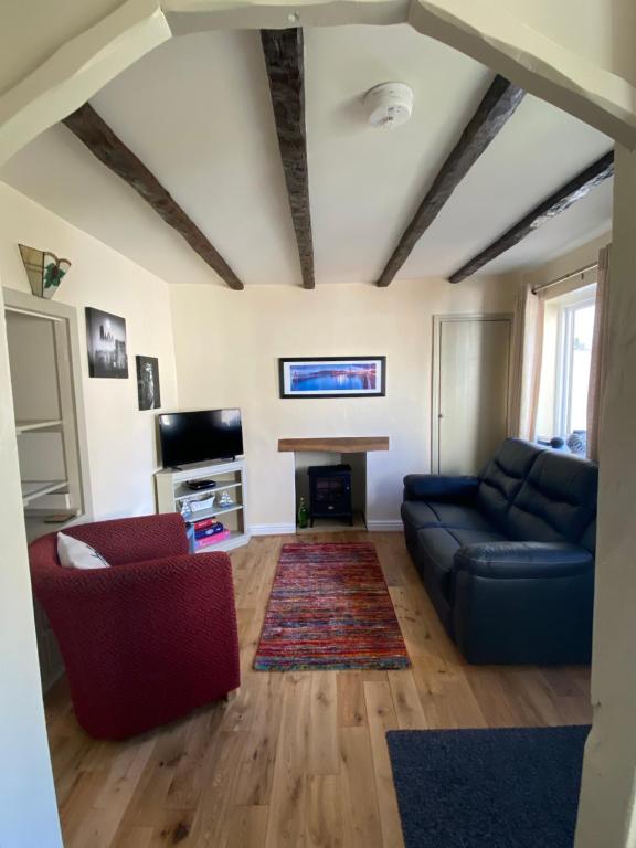 Bolthole Cottage Accommodation image 1 Bolthole Cottage image one