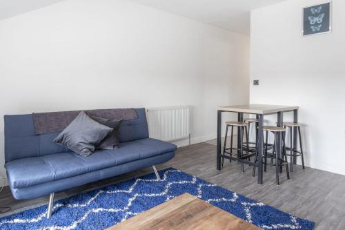 Lovely 2 Bed apartment close to city centre Accommodation image 3 Lovely 2 Bed apartment close to city centre image three