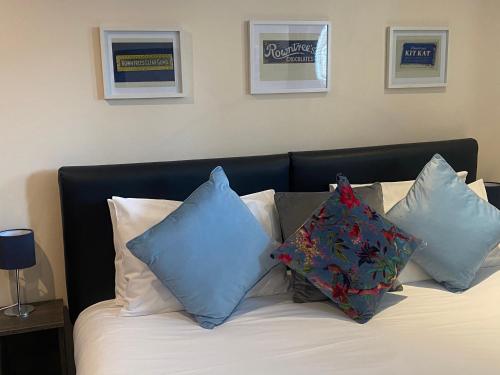 Aspire Apartments York Accommodation image 3 Aspire Apartments York image three