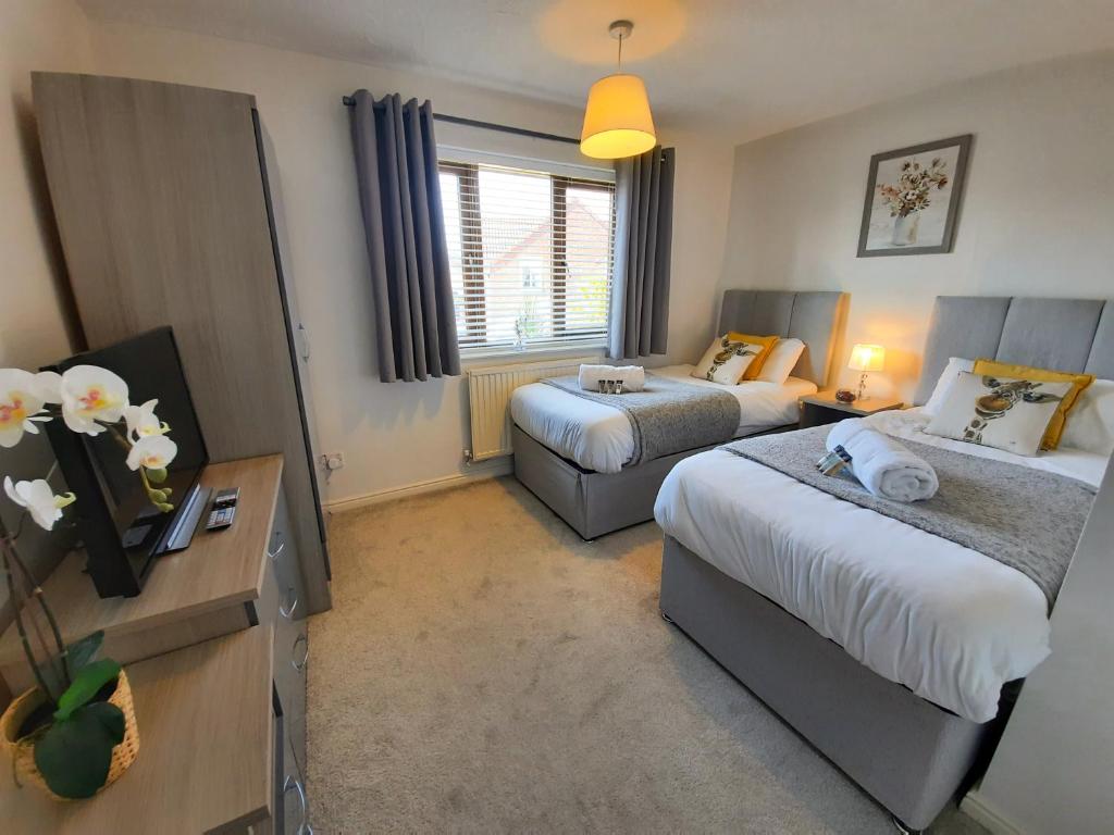 Dean House - Perfect place for business or leisure travelling Accommodation image 1 Dean House - Perfect place for business or leisure travelling image one