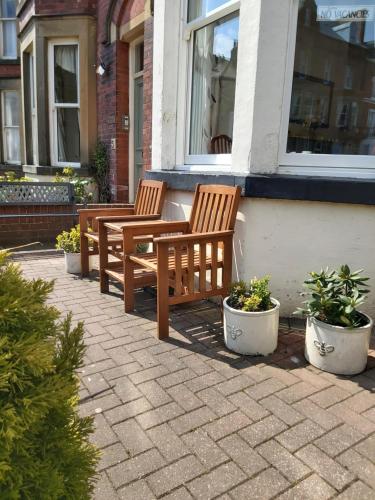 Ellies Guest House Accommodation image 3 Ellies Guest House image three