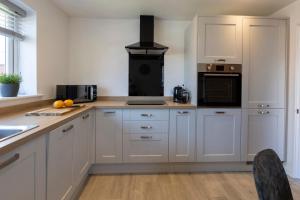 Fletchers Rest image two