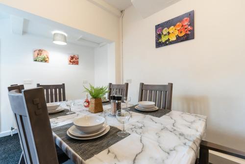 Favour Spacious Inn By Jesouth Accommodation image 3 Favour Spacious Inn By Jesouth image three