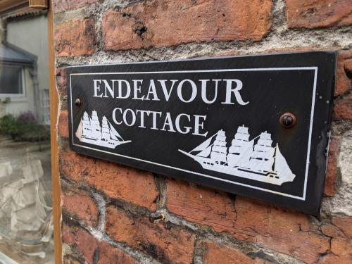 Endeavour Cottage Whitby sleeps 6 Accommodation image 3 Endeavour Cottage Whitby sleeps 6 image three