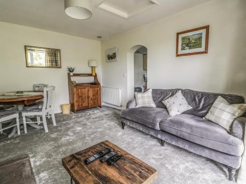 Chestnut Cottage image three