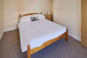 Host & Stay - 1 Oswy Street Accommodation image 2 Host & Stay - 1 Oswy Street image two