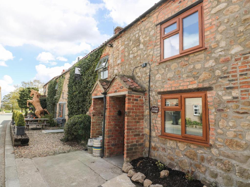 Pollard Cottage Accommodation image 1 Pollard Cottage image one