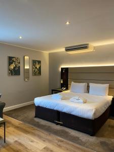 The Studley Hotel Accommodation image 2 The Studley Hotel image two