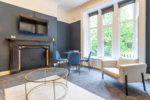 Beautiful Apartment in a stone built Victorian residence Accommodation image 2 Beautiful Apartment in a stone built Victorian residence image two