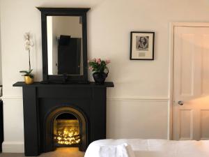 High Tor Guest House Accommodation image 2 a B&B in Whitby