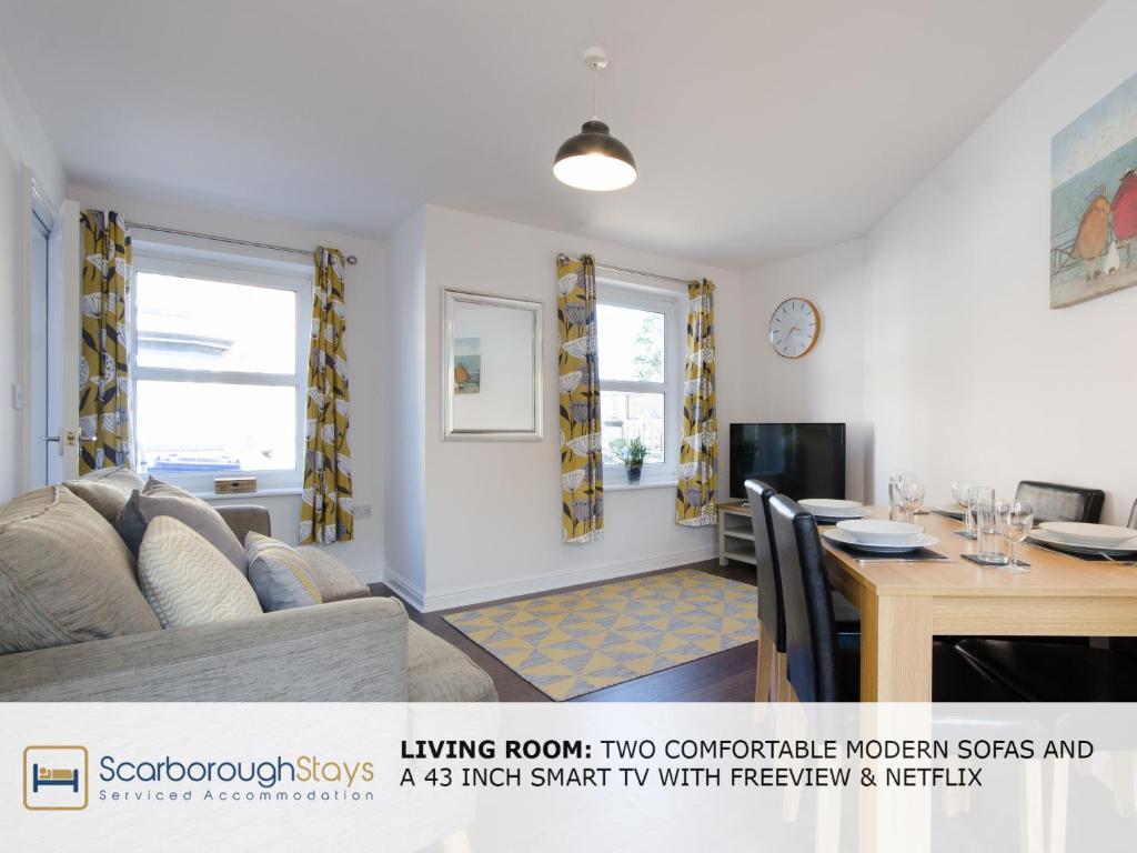 Candler Lodge - 3 BEDROOM TOWNHOUSE WITH PARKING - PATIO AREA & SEATING Accommodation image 1 Candler Lodge - 3 BEDROOM TOWNHOUSE WITH PARKING - PATIO AREA & SEATING image one