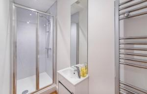 Henry Court Apartment 1 Accommodation image 2 Henry Court Apartment 1 image two