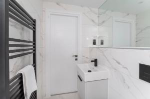 Bootham House Luxury apartment 7 Accommodation image 2 Bootham House Luxury apartment 7 image two