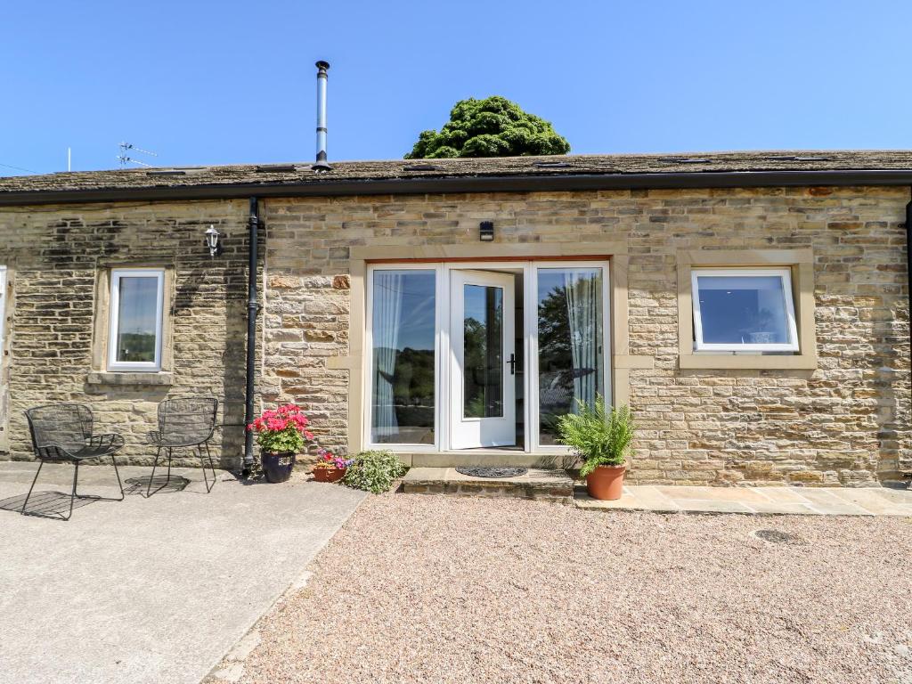Lower Rookes Farm, Barn Cottage image one