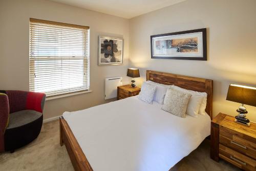 Host & Stay - Harbour View Apartment Accommodation image 3 Host & Stay - Harbour View Apartment image three