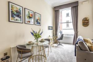 Rowntree One - Stunning Apartment- Grade II listed -Joseph Rowntree Birthplace image two