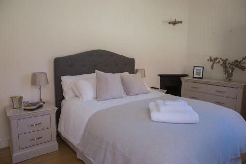 Victorian Seahouse Accommodation image 3 Victorian Seahouse image three