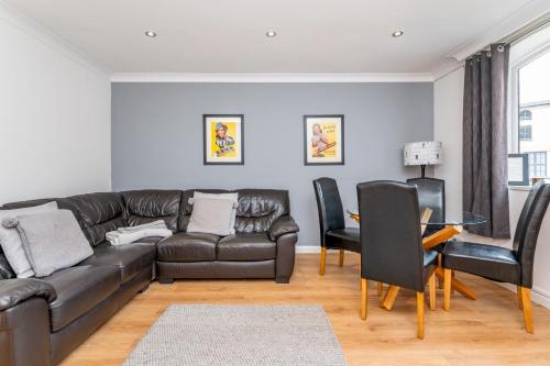 Pass the Keys St George's House centrally located in Coppergate image three