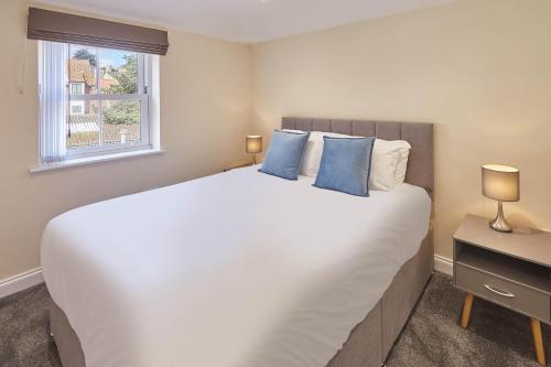 Host & Stay - The Cottage at Bagdale Hall image three