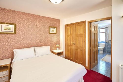 Host & Stay - The Cottage Barn image three