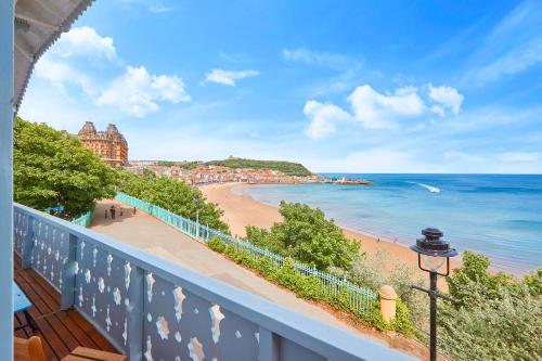 The Spa Chalet Scarborough Hot tub, pool, gym, beach location image three