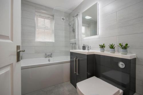 Penleys Apartment Accommodation image 3 Penleys Apartment image three