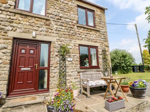 Woodside Cottage, Ripon Accommodation image 3 Woodside Cottage, Ripon image three