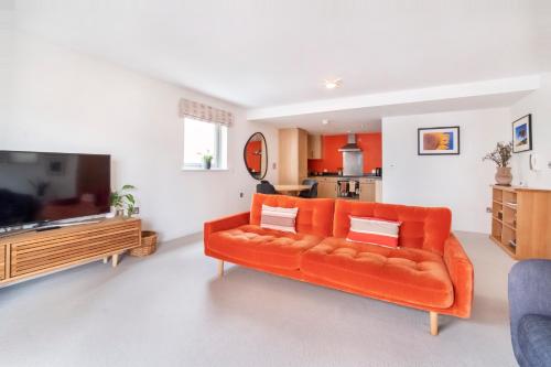 City Apartments - John Walker House image three