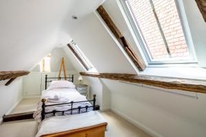 Chez Mannion image two