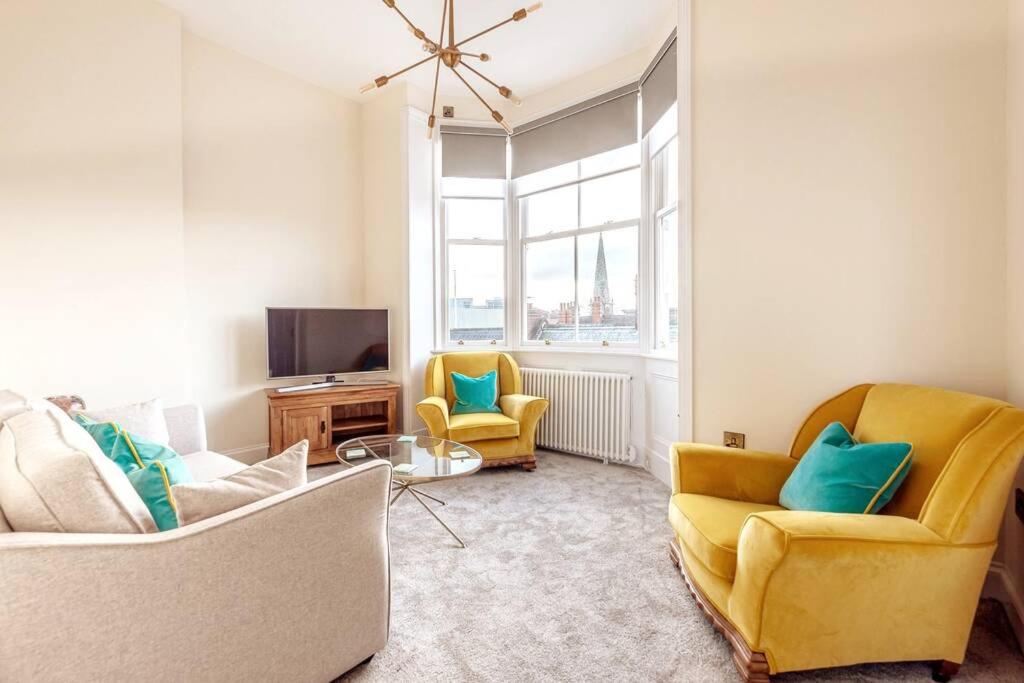 Luxury Apartment Rowntree House Across From The Shambles image one