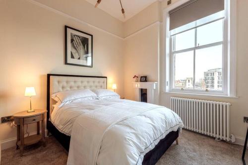 Luxury Apartment Rowntree House Across From The Shambles image three
