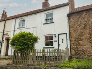 Tourist question: somewhere to stay in York Post image 8 Picture of Ascot Cottage