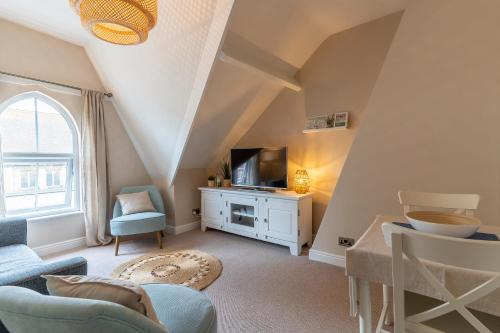 Stowaways Loft Accommodation image 3 Stowaways Loft image three