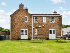 Eastfield Cottage Accommodation image 2 Eastfield Cottage image two