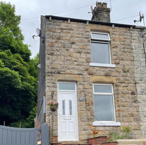 Cosy Cottage edge of Peak District -Log Burner UK Accommodation image 3 Cosy Cottage edge of Peak District -Log Burner UK image three