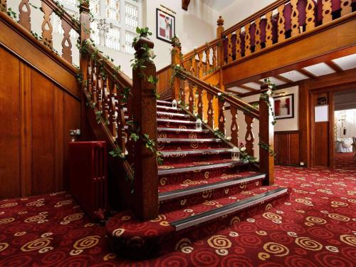 Mercure Leeds Parkway Hotel Accommodation image 3 Mercure Leeds Parkway Hotel image three
