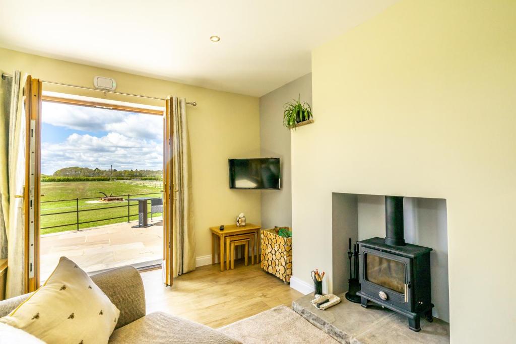 Brecks Farm - Well Cottage Accommodation image 1 Brecks Farm - Well Cottage image one