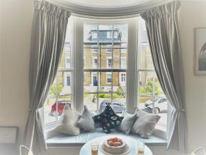 Marine Sands - luxury apartment image two
