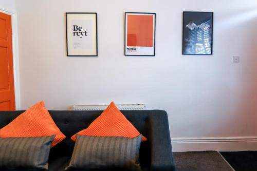 Beautiful 3 Bedroom house - Sleeps 5 Free parking Accommodation image 3 Beautiful 3 Bedroom house - Sleeps 5 Free parking image three