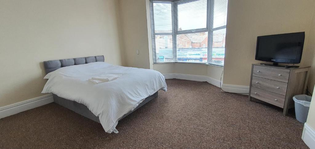 APARTMENT in CENTRAL DONCASTER image one