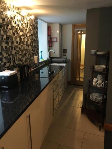 Otley town centre apartment image three