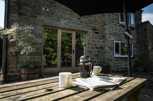 Braistywoods Cottage near Brimham Rocks Accommodation image 3 Braistywoods Cottage near Brimham Rocks image three