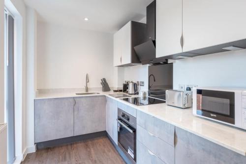Stunning 1BR Apartment in the Heart of York Accommodation image 3 Stunning 1BR Apartment in the Heart of York image three
