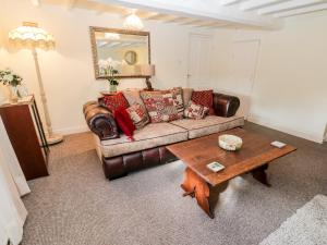 Manor House Farm Cottage Accommodation image 2 Manor House Farm Cottage image two