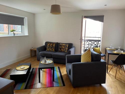 Best Priced Apartment In Hull 3 image three