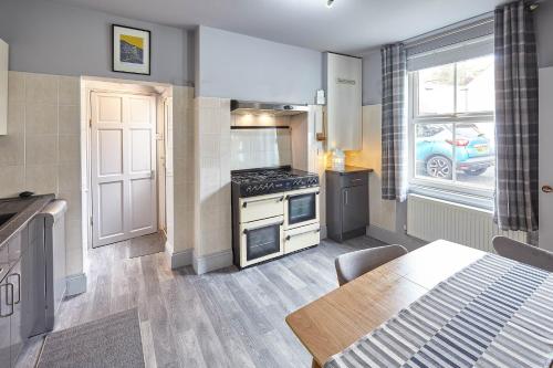 Host & Stay - May House Accommodation image 3 Host & Stay - May House image three