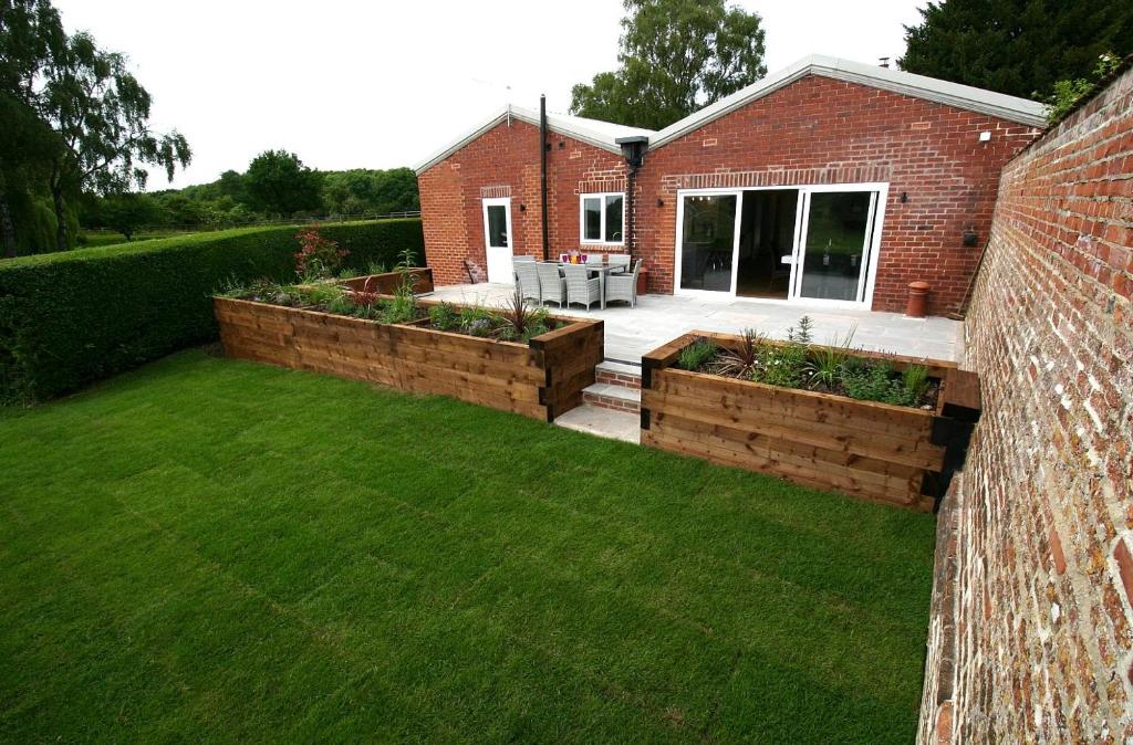 Garden House image one